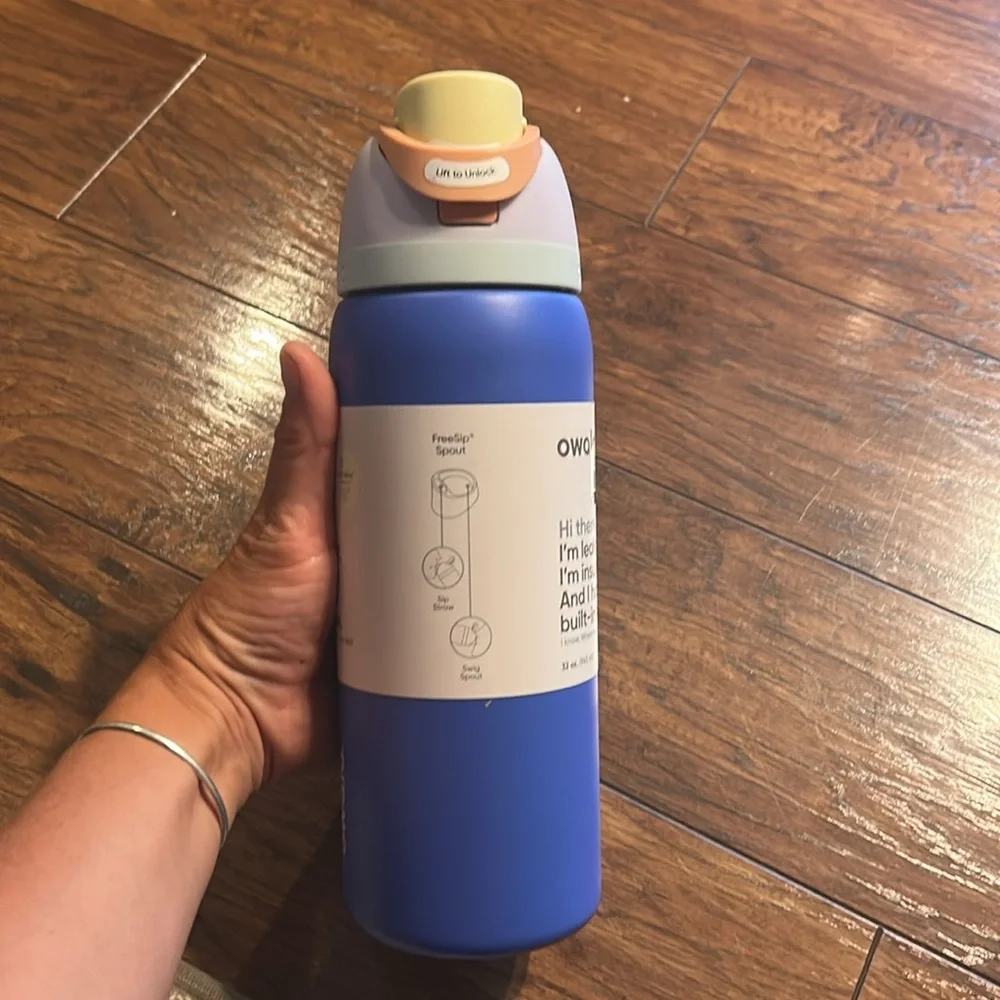 Owala Blue 32oz NWT - Picture 7 of 7
